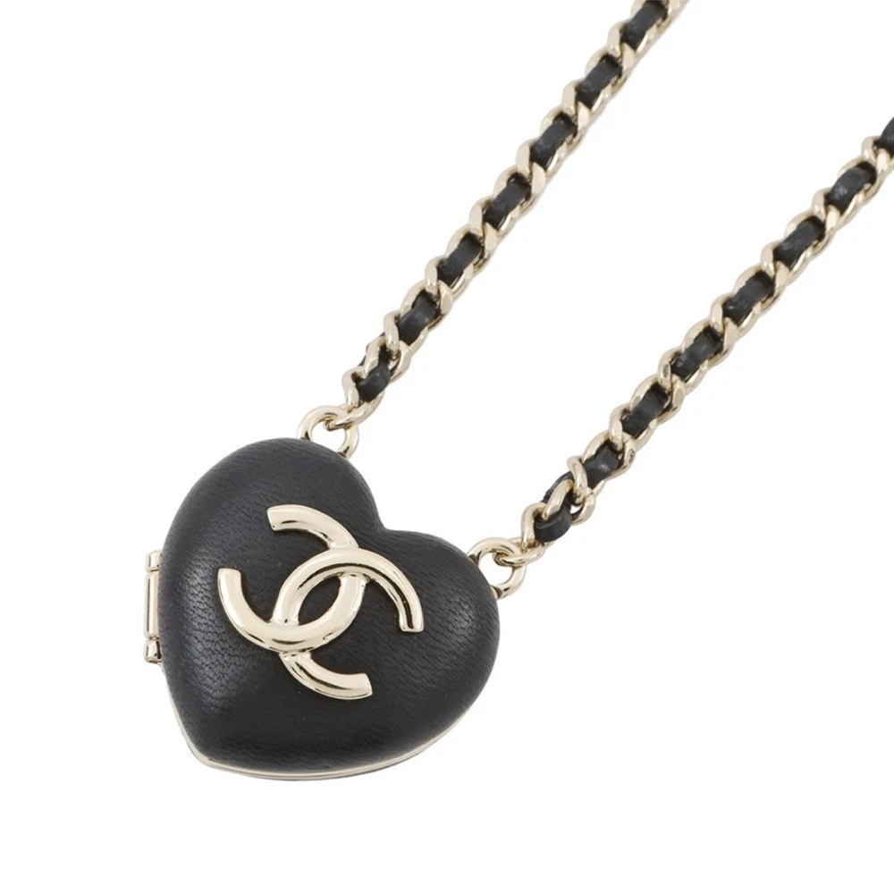 Chanel CC Logo Mirror Necklace Lambskin Black